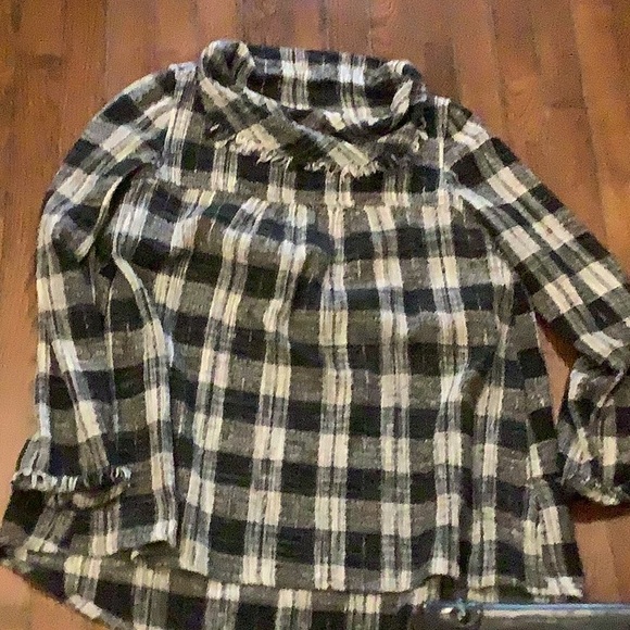 Free People Walk In The Park Plaid Tunic Cowl Neck Top Size Medium Black - Picture 5 of 5